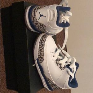 Almost new Jordan sneakers!